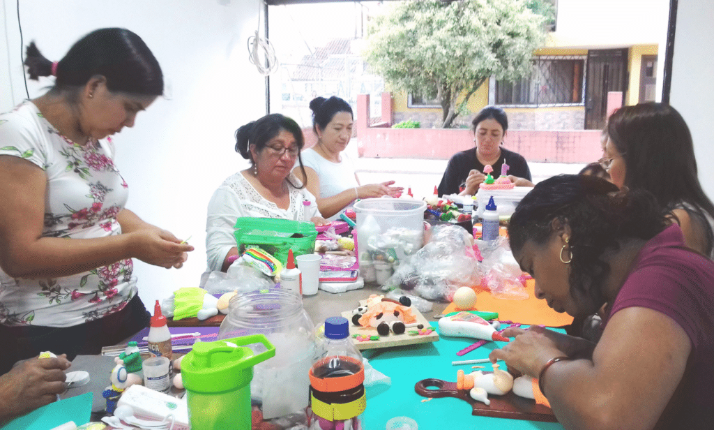 La magia de los talleres con porcelana fria